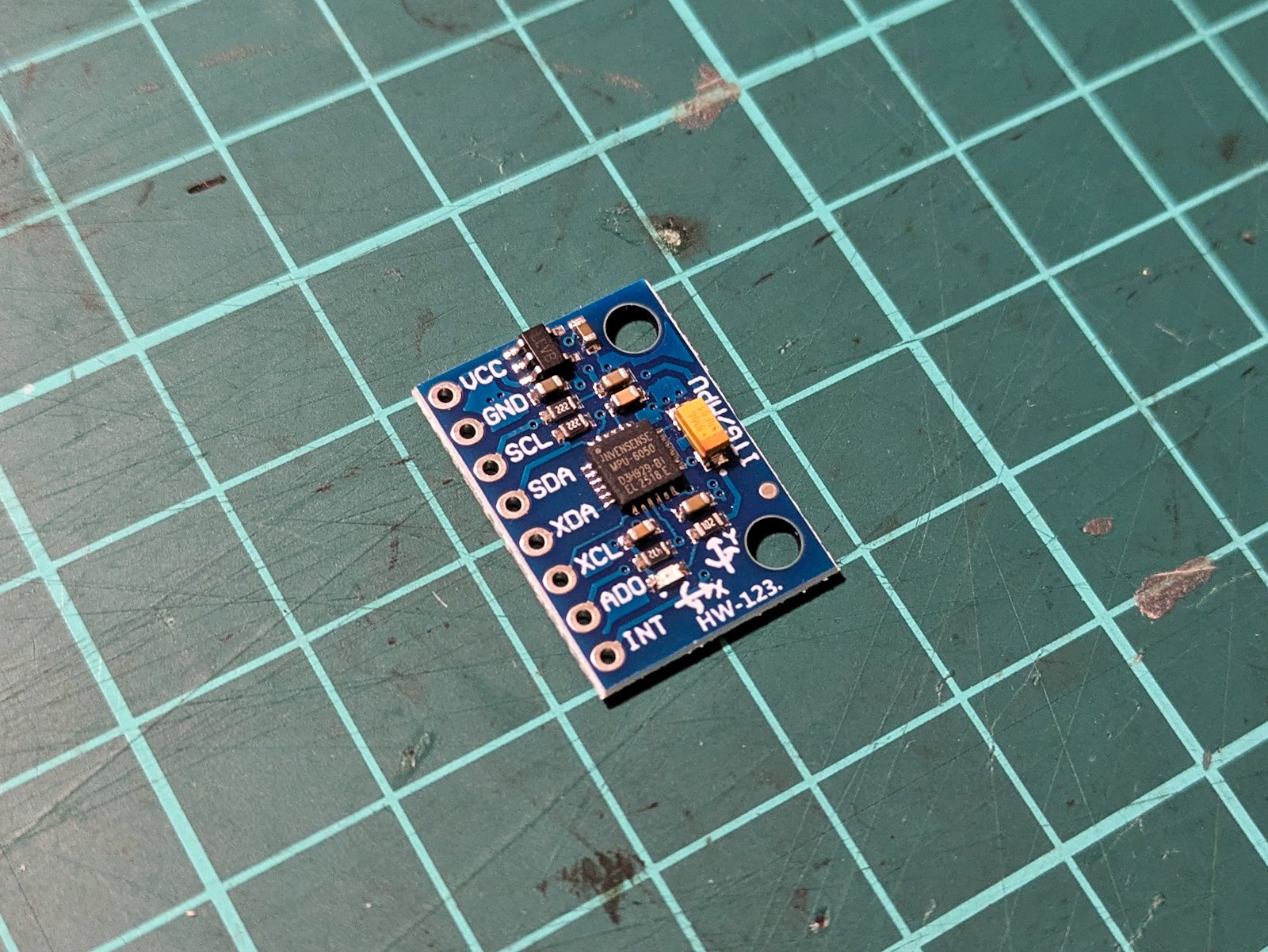 ジャイロ:MPU-6050(420円)